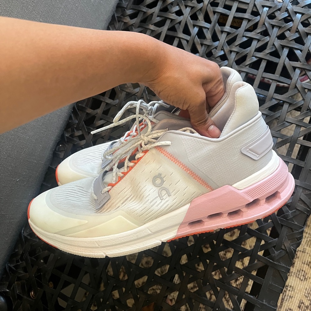 ON CloudNova Flux Sz9